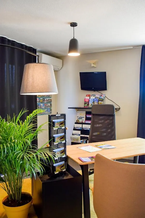 Campanile Millau Hotel