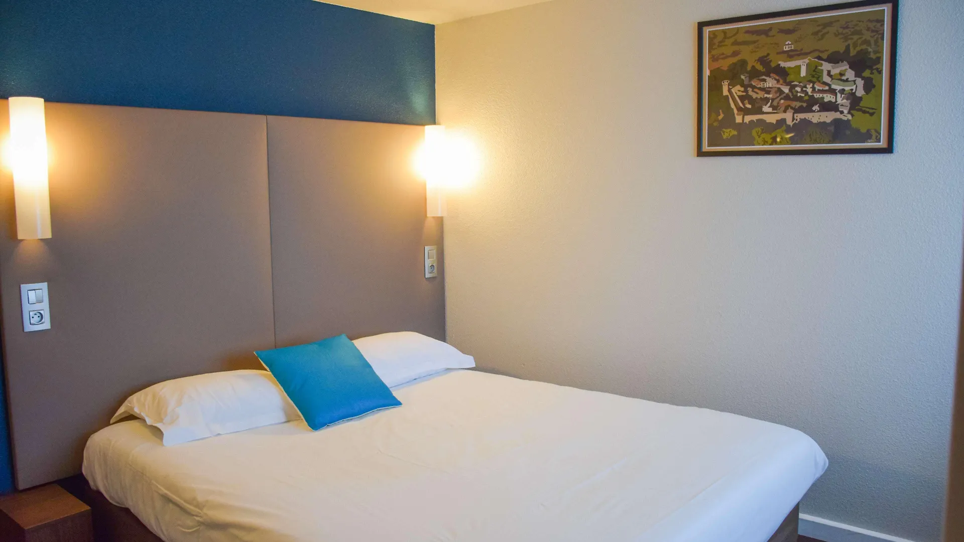 Campanile Millau Hotel